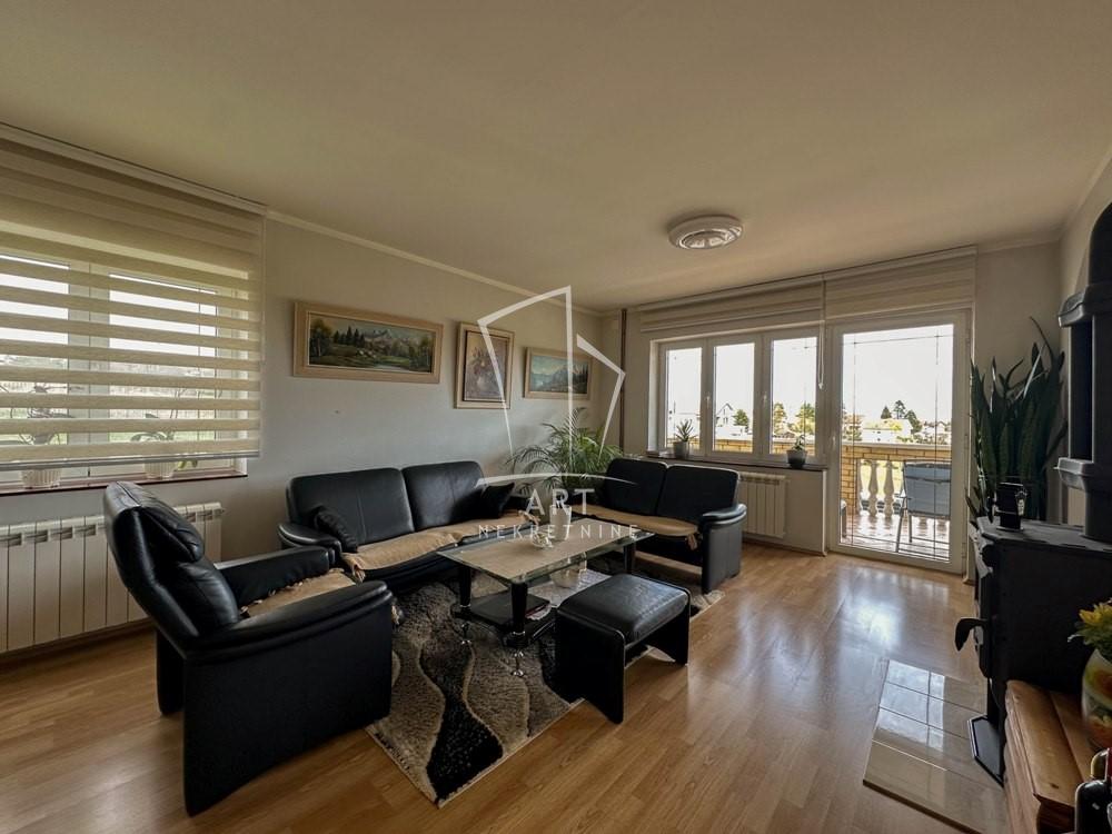 Slika 1 - Put za Pavićevac,  Kuća na prodaju, 207m2, 270.000€