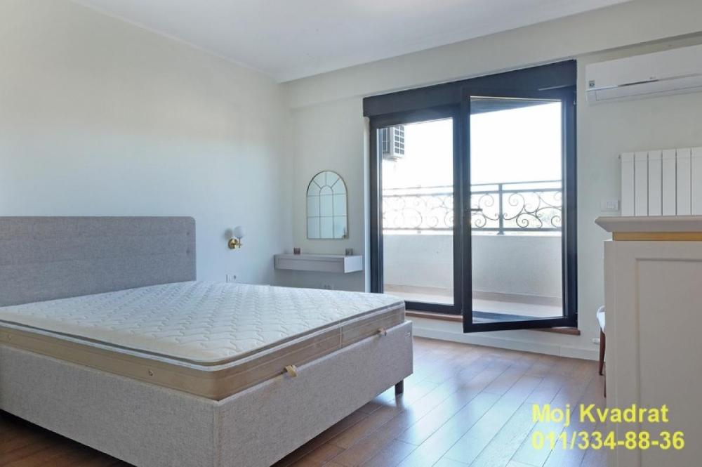 Slika 6 - Četvorosoban stan za izdavanje, 130m2, 1.800€