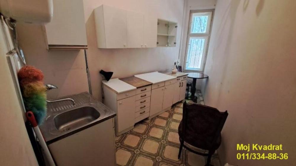 Slika 4 - Dvosoban stan za izdavanje, 80m2, 650€