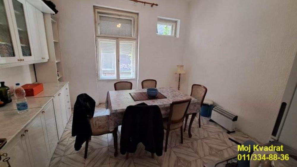 Slika 3 - Dvosoban stan za izdavanje, 80m2, 650€