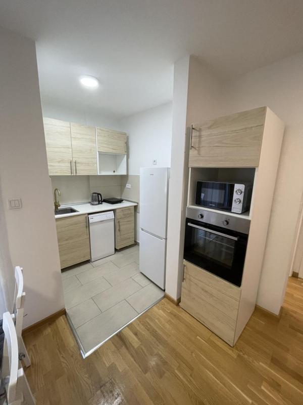 Slika 4 - Dvosoban stan za izdavanje, 40m2, 390€