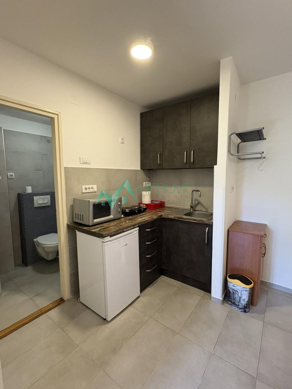 Slika 2 - Jednosoban stan za izdavanje, 28m2, 250€