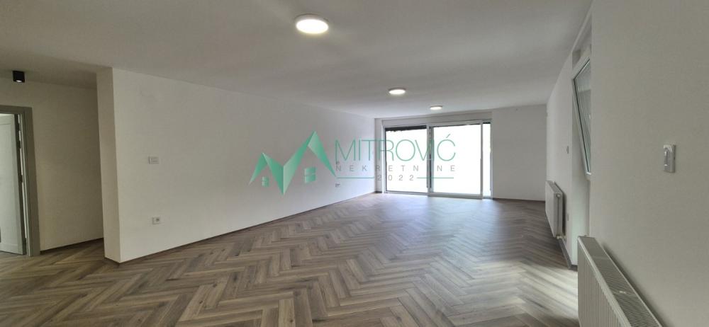 Slika 2 - Četvorosoban stan na prodaju, 96m2, 265.280€