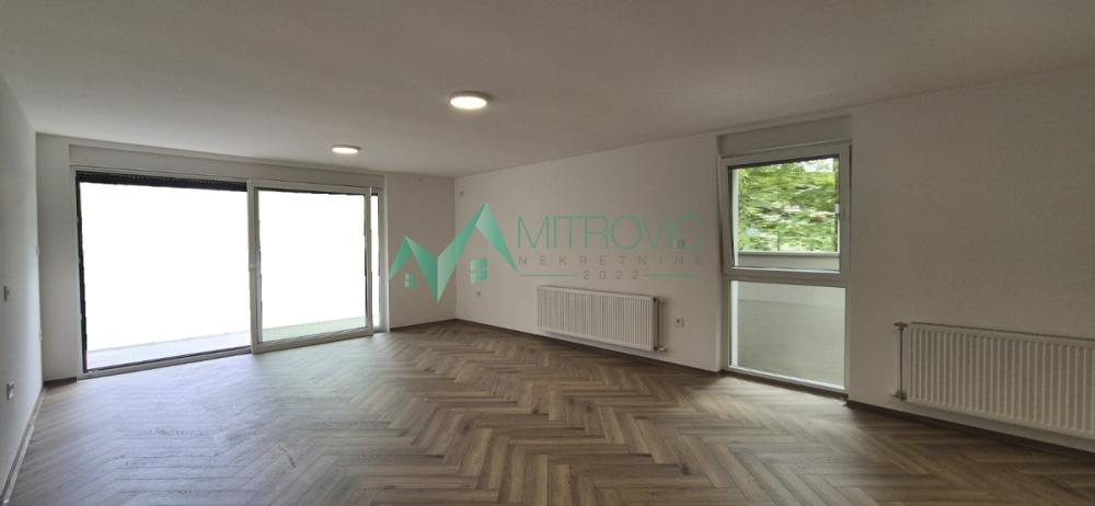 Slika 1 - Četvorosoban stan na prodaju, 96m2, 265.280€