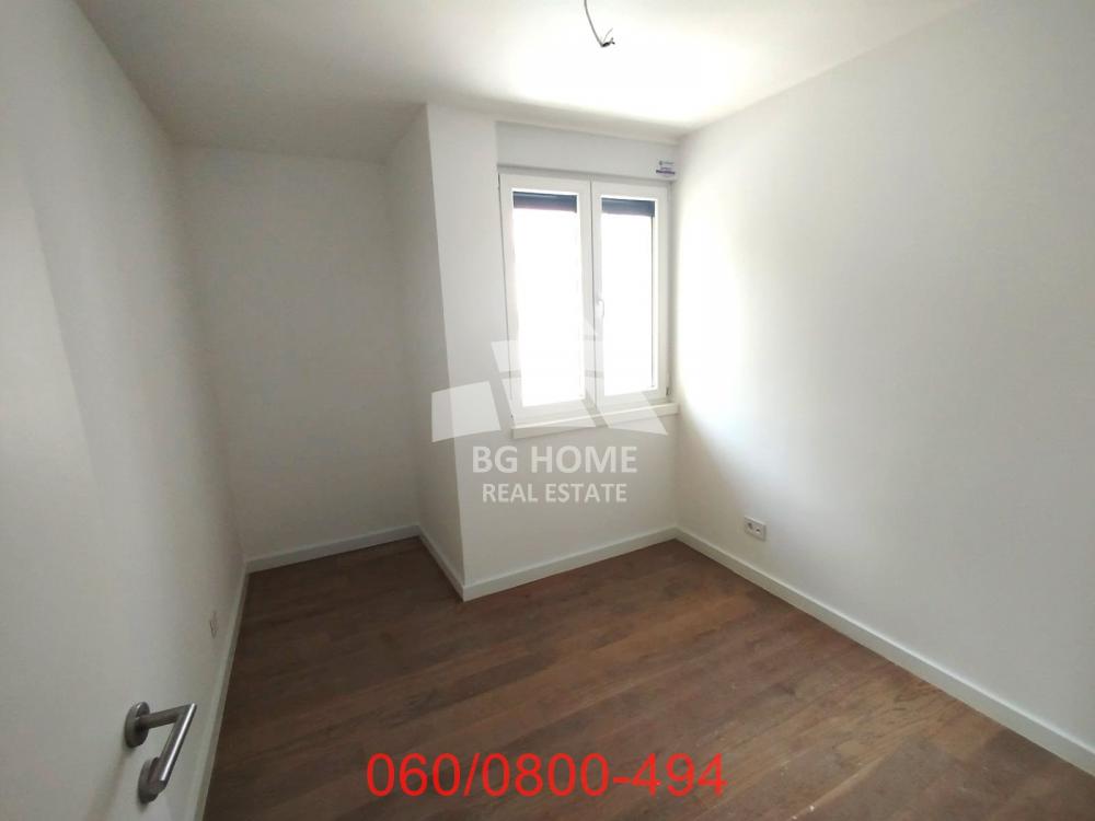 Slika 7 - Cara Dušana, Četvorosoban stan na prodaju, 70m2, 210.300€