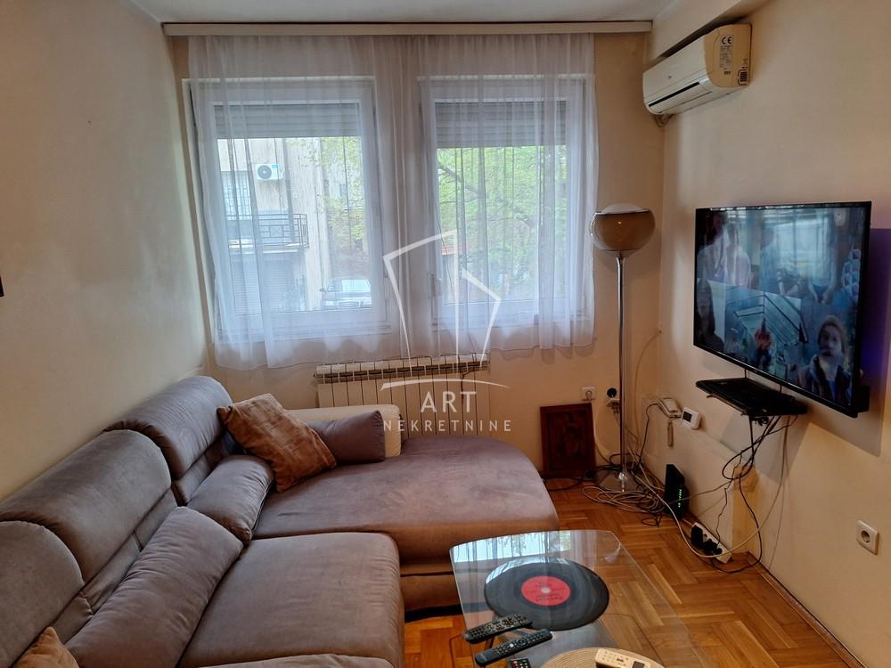 Slika 1 - Maksima Gorkog, Jednoiposoban stan za izdavanje, 31m2, 450€