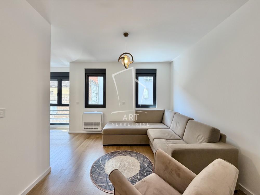 Slika 2 - Banjska, Dvosoban stan za izdavanje, 40m2, 600€