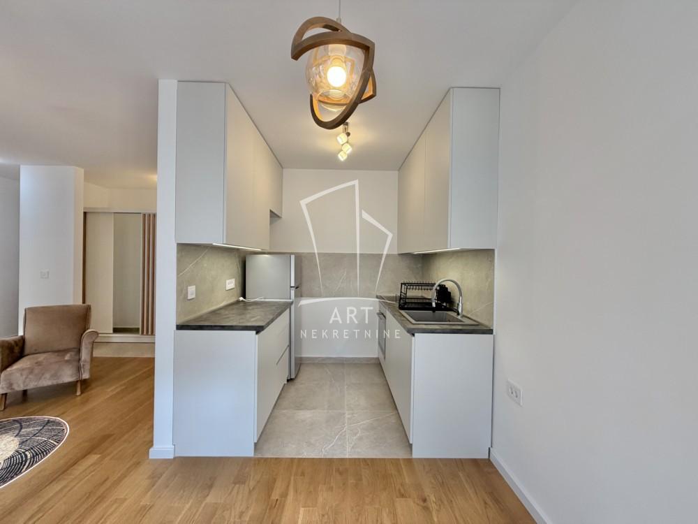 Slika 9 - Banjska, Dvosoban stan za izdavanje, 40m2, 600€