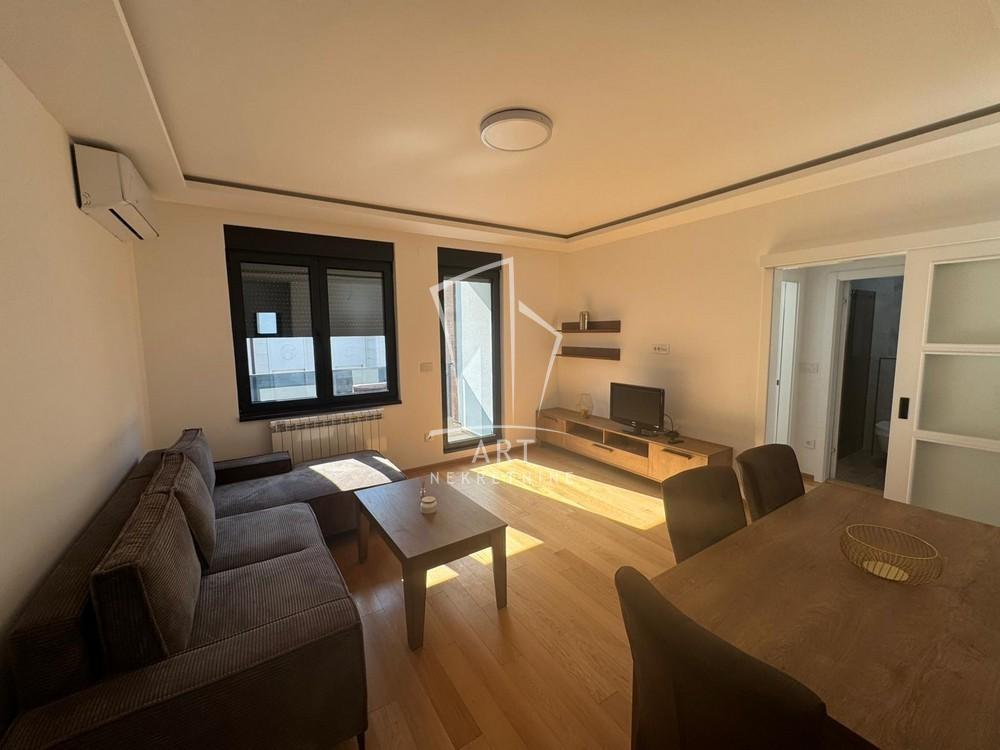 Glavna slika -Vase Stajića, Trosoban stan za izdavanje, 59m2, 900€