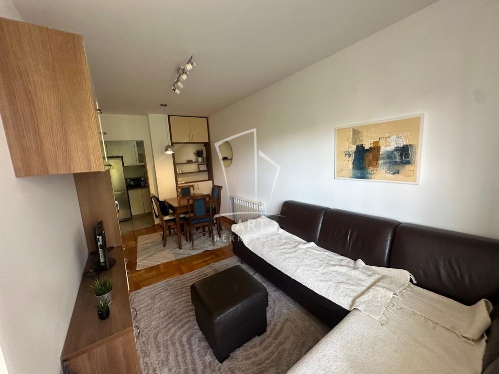 Slika 1 - Ivankovačka, Trosoban stan za izdavanje, 53m2, 800€