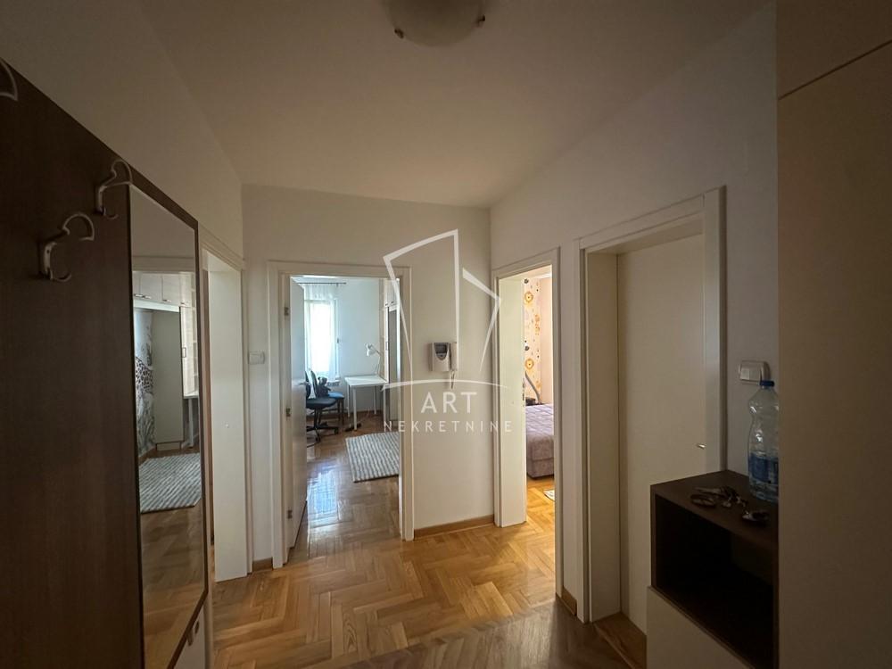Slika 3 - Ivankovačka, Trosoban stan za izdavanje, 53m2, 800€