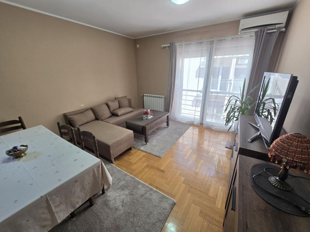 Slika 1 - Tomazeova, Dvosoban stan za izdavanje, 35m2, 500€