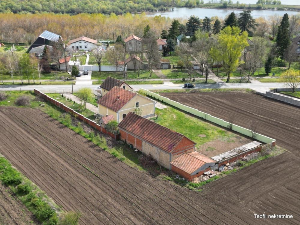 Slika 5 - U blizini Belegiš vile,  Kuća na prodaju, 147m2, 295.000€