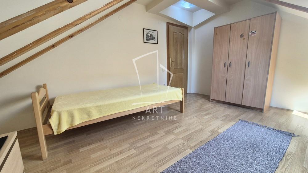 Slika 7 - Vojvode Vlahovića, Četvoroiposoban stan za izdavanje, 120m2, 650€