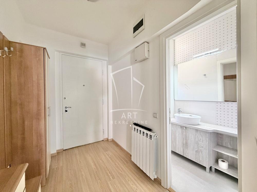 Slika 10 - Diane Budisavljević,  Kuća za izdavanje, 195m2, 2.750€
