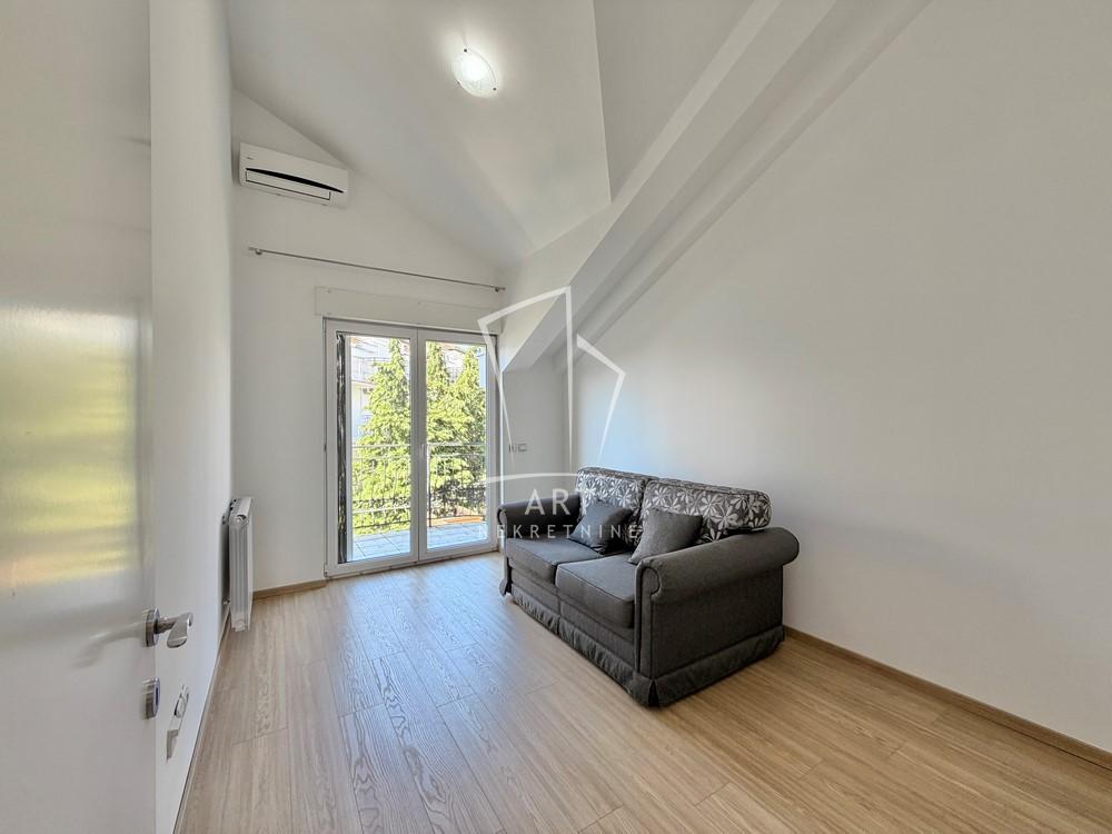 Slika 6 - Diane Budisavljević,  Kuća za izdavanje, 195m2, 2.750€