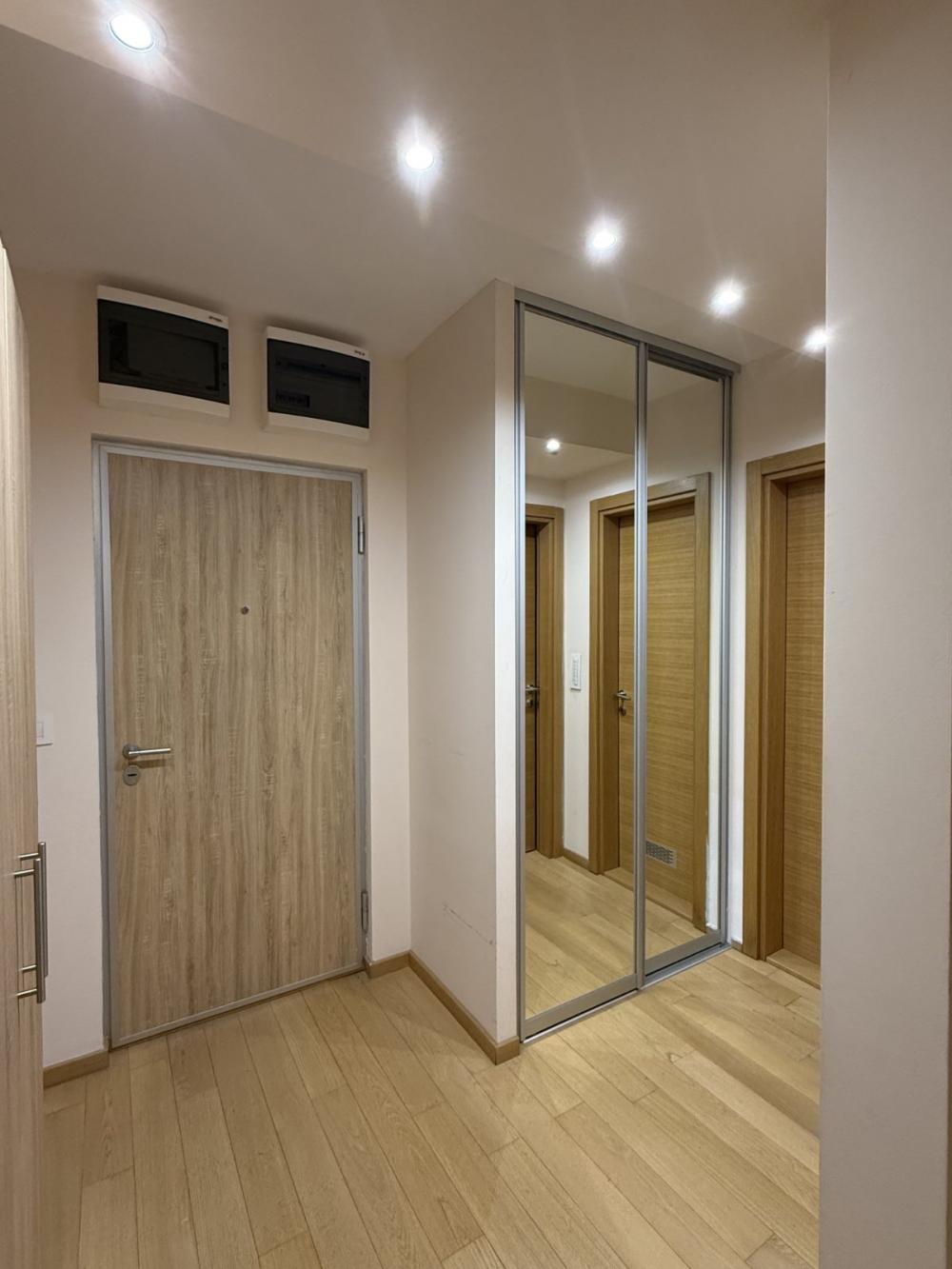 Slika 10 - Šumadijska, Dvosoban stan za izdavanje, 50m2, 650€