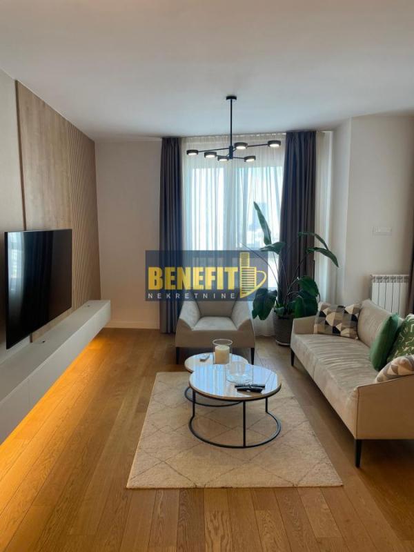 Slika 3 - Četvorosoban stan za izdavanje, 108m2, 2.500€