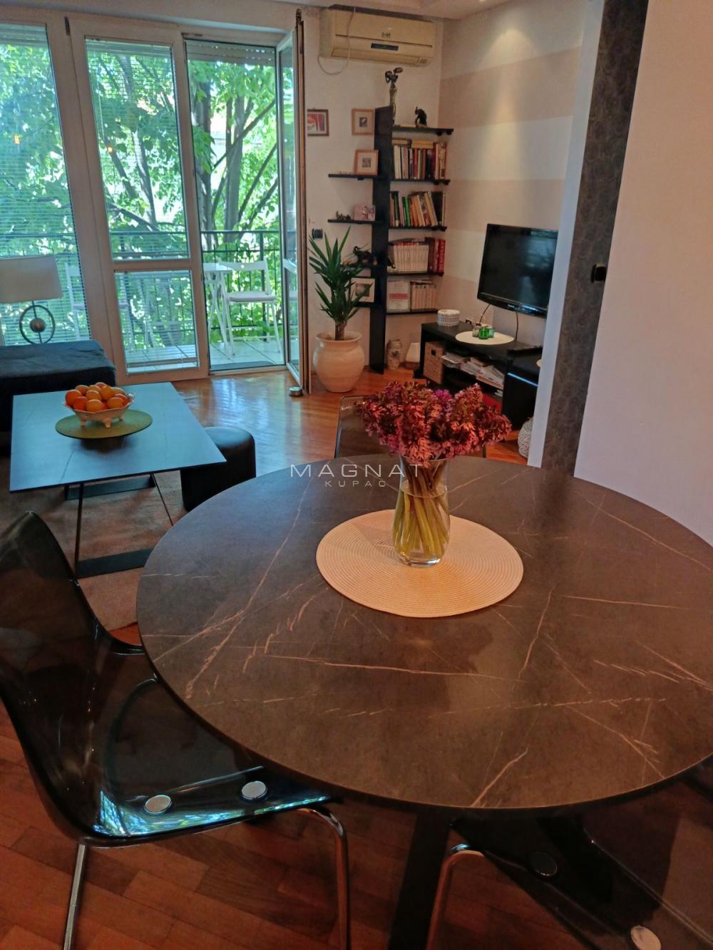 Slika 1 - Ljubostinjska, Dvosoban stan na prodaju, 53m2, 215.000€