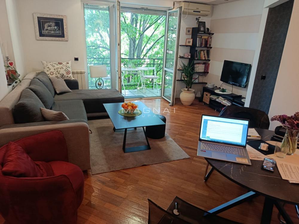 Glavna slika -Ljubostinjska, Dvosoban stan na prodaju, 53m2, 215.000€