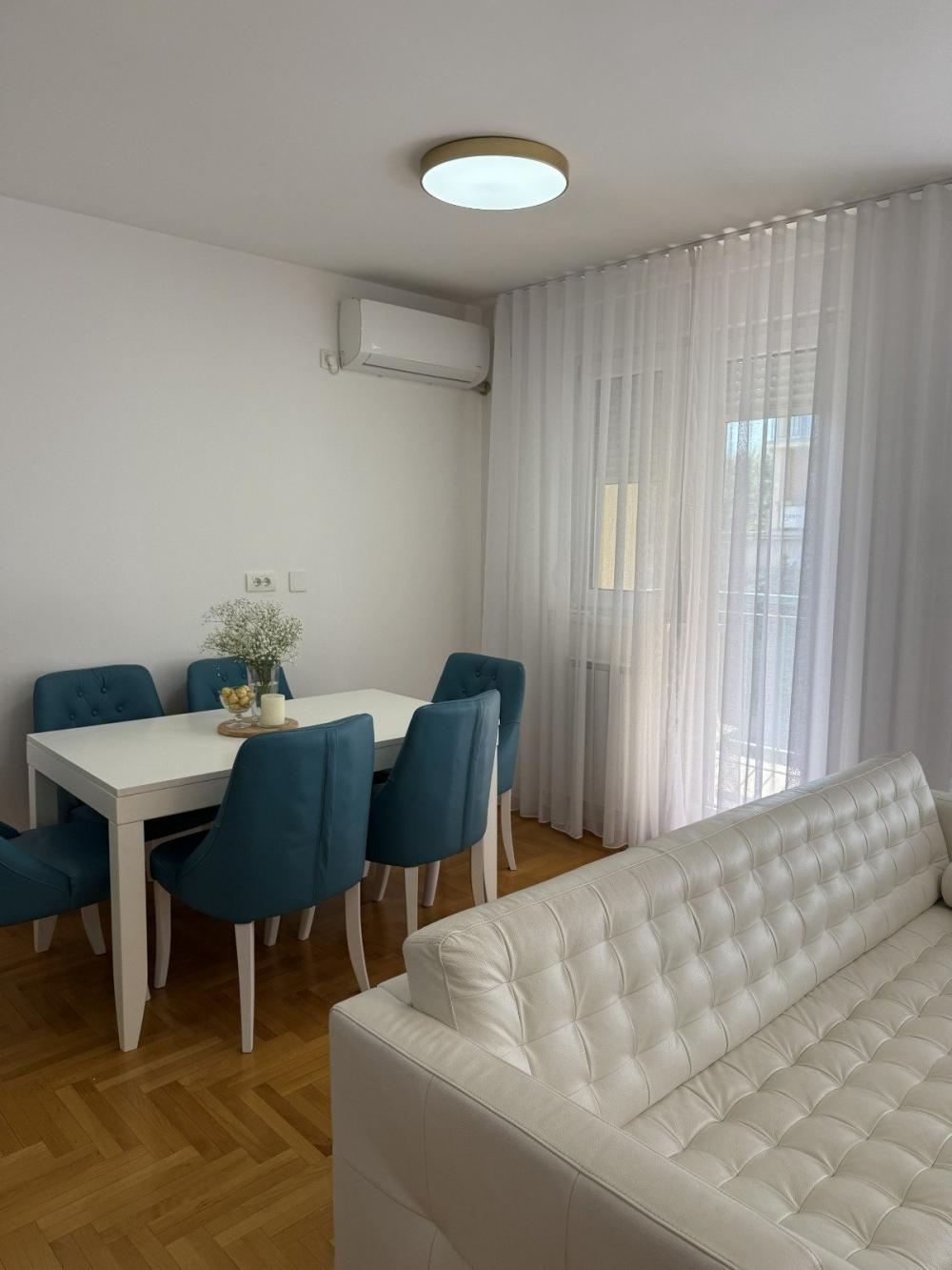 Slika 2 - Generala Štefanika, Trosoban stan za izdavanje, 83m2, 850€