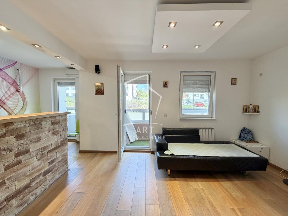 Slika 2 - Kapetana Miloša Žunjića, Dvoiposoban stan na prodaju, 67m2, 204.000€