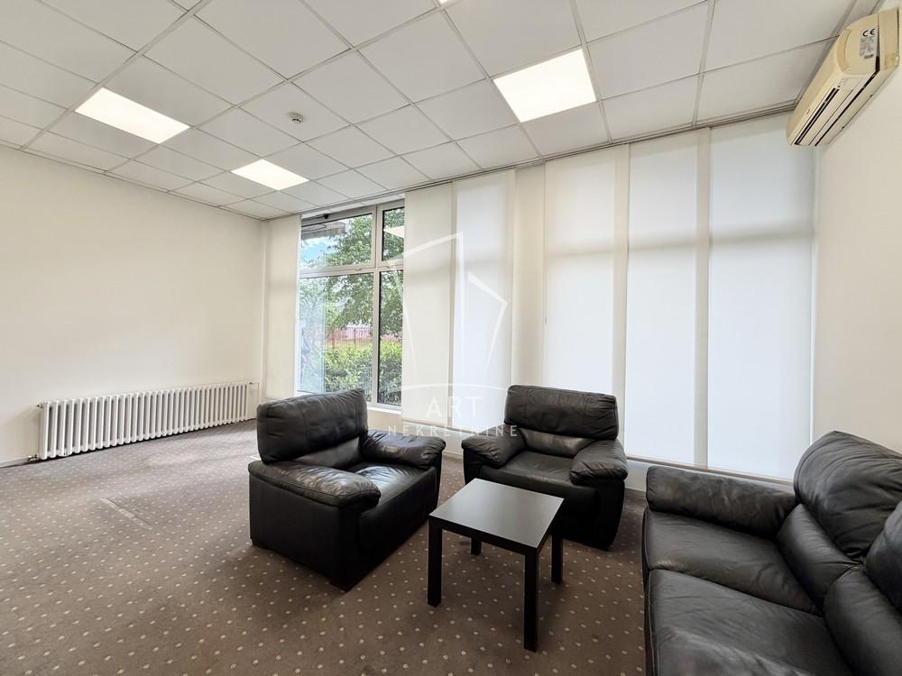 Slika 9 - Bulevar Arsenija Čarnojevića,  Lokal za izdavanje, 188m2, 4.000€