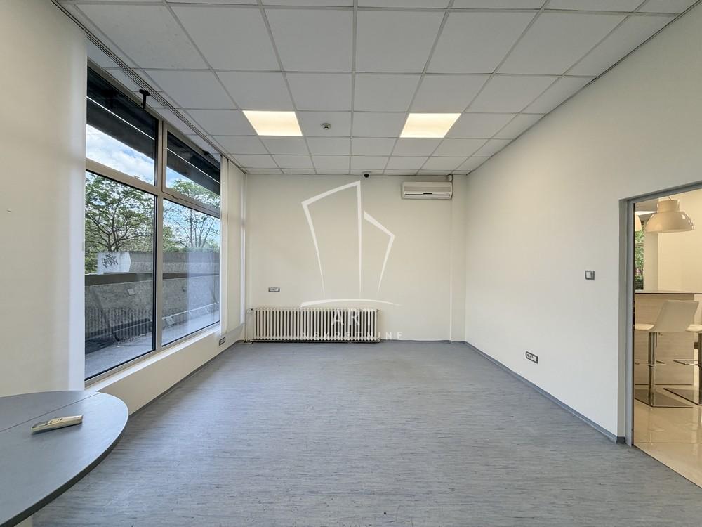 Slika 6 - Bulevar Arsenija Čarnojevića,  Lokal za izdavanje, 188m2, 4.000€