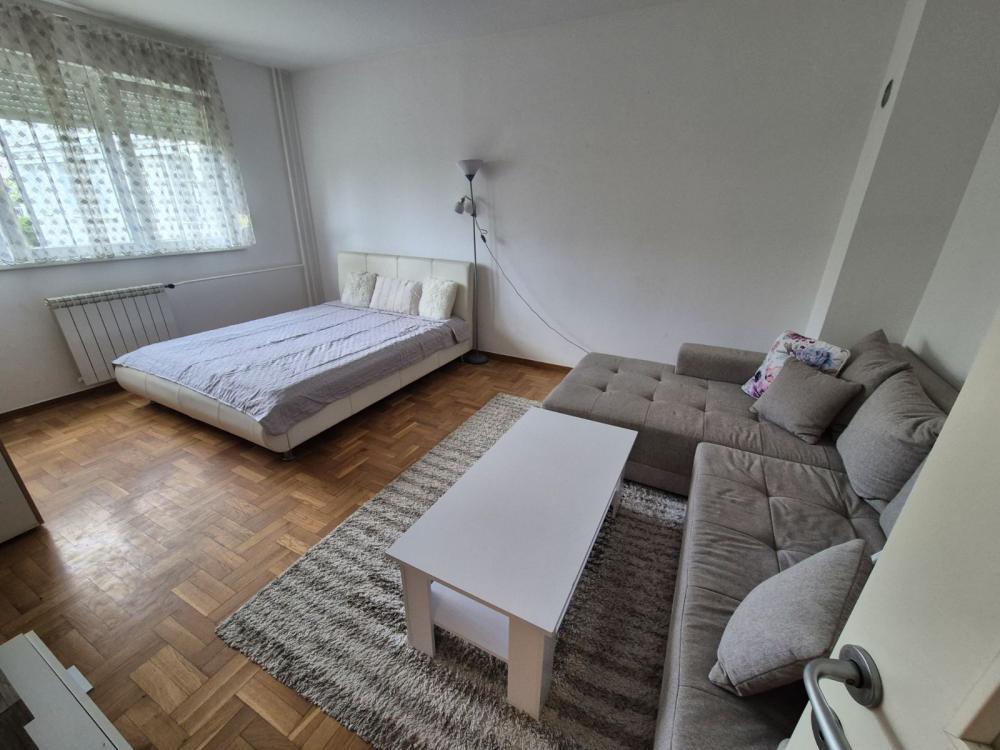 Glavna slika -Matije Vukovića, Jednosoban stan za izdavanje, 52m2, 500€