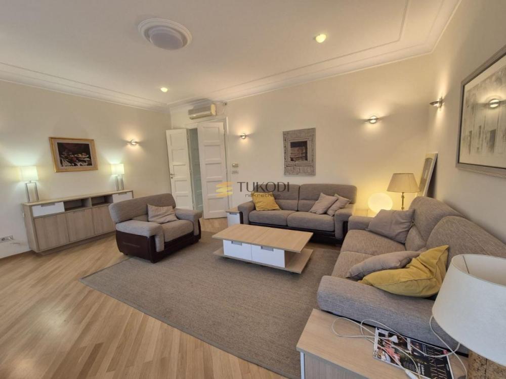 Glavna slika -Trosoban stan za izdavanje, 115m2, 1.000€