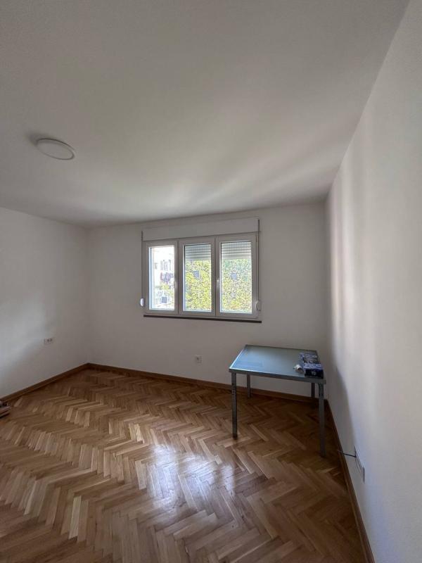 Slika 5 - Stevana Dukica, Dvoiposoban stan za izdavanje, 45m2, 450€