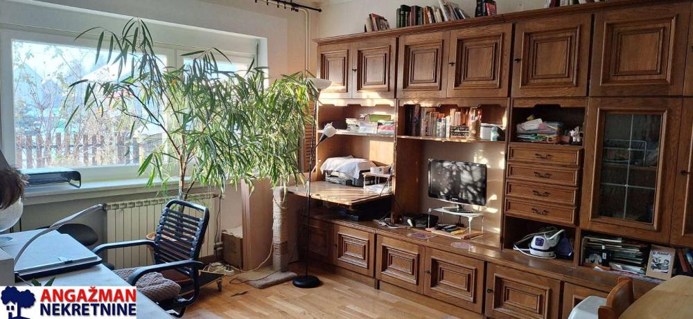 Slika 3 - Fruškogorska,  Kuća na prodaju, 450m2, 249.000€