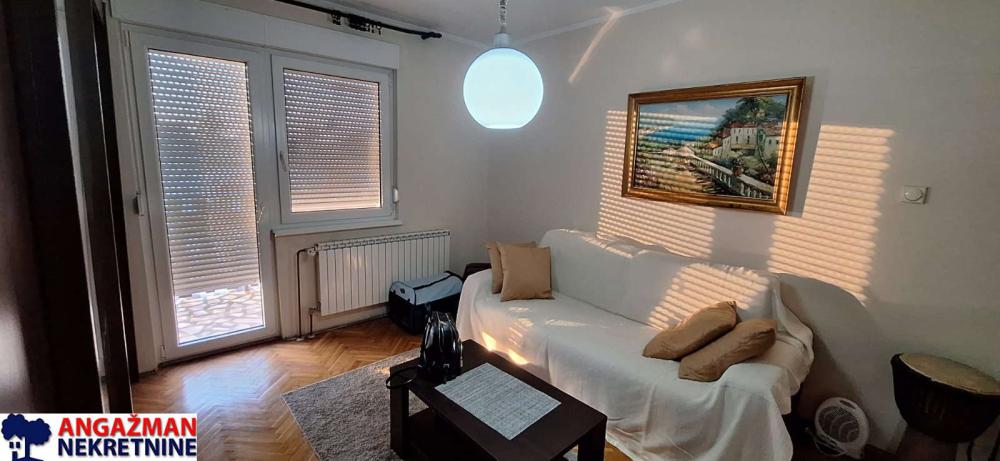 Slika 5 - Fruškogorska,  Kuća na prodaju, 450m2, 249.000€