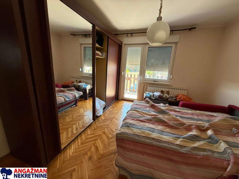 Slika 9 - Fruškogorska,  Kuća na prodaju, 450m2, 249.000€