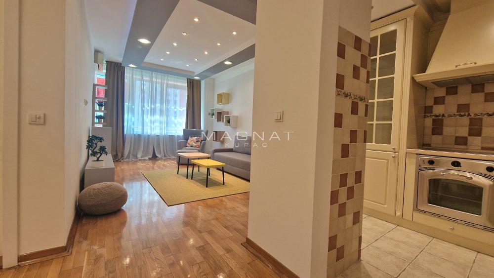 Slika 4 - Bulevar Mihajla Pupina, Dvosoban stan za izdavanje, 65m2, 850€