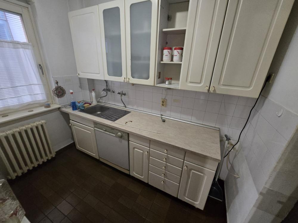 Slika 2 - Marka Čelebonovića, Trosoban stan za izdavanje, 90m2, 800€