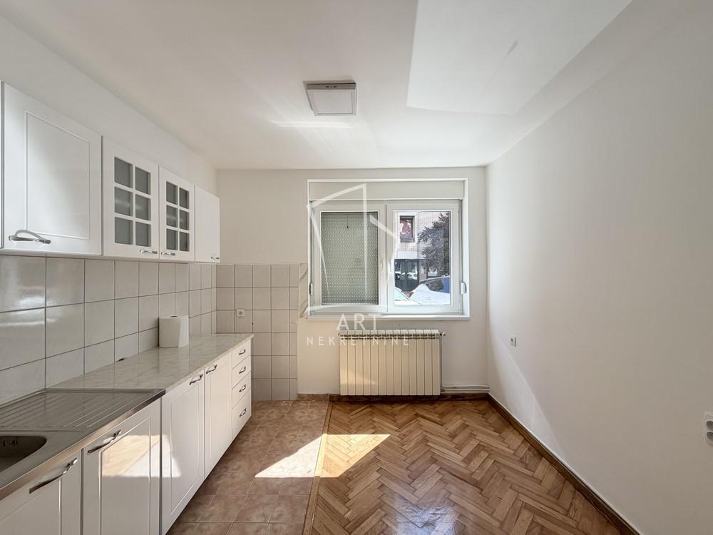 Slika 4 - Internacionalnih brigada, Dvoiposoban stan za izdavanje, 52m2, 800€