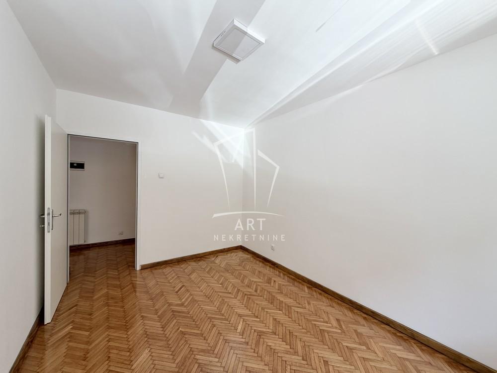 Slika 8 - Internacionalnih brigada, Dvoiposoban stan za izdavanje, 52m2, 800€