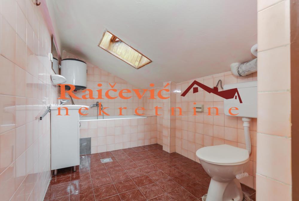 Slika 9 - Vojvode Stepe, Četvorosoban stan za izdavanje, 100m2, 400€