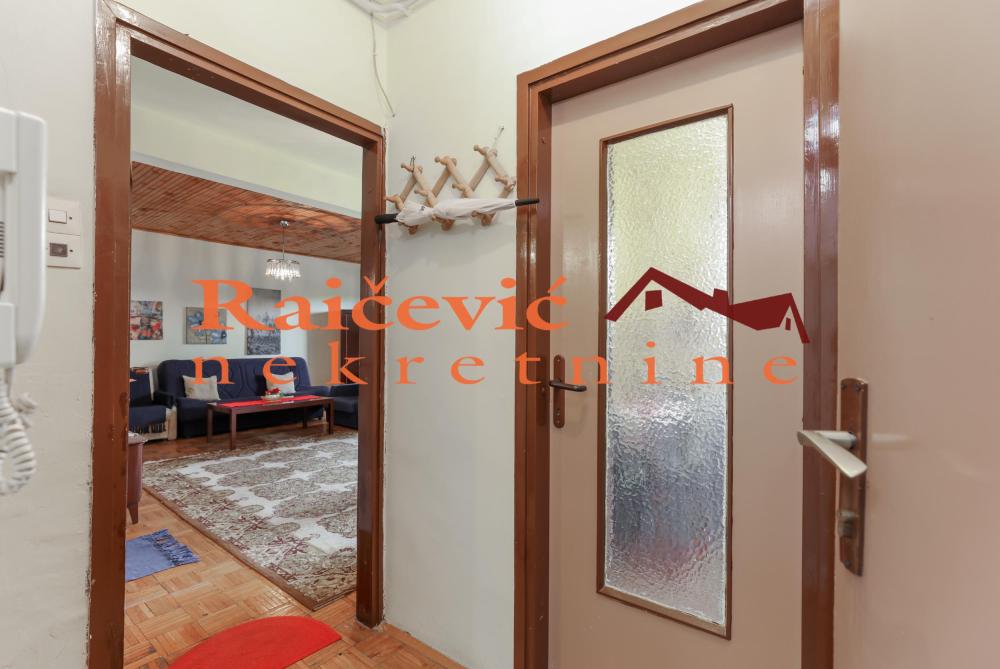 Slika 10 - Vojvode Stepe, Četvorosoban stan za izdavanje, 100m2, 400€