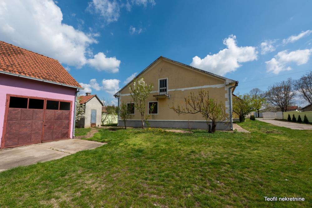 Slika 3 - U blizini Belegiš vile,  Kuća na prodaju, 147m2, 295.000€