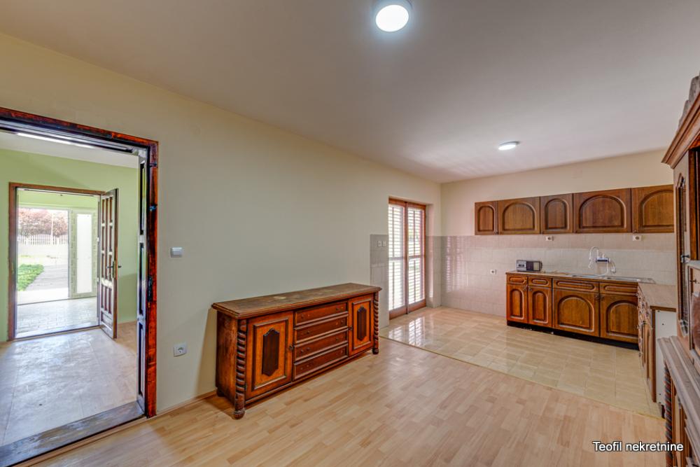 Slika 5 - U blizini Belegiš vile,  Kuća na prodaju, 147m2, 295.000€