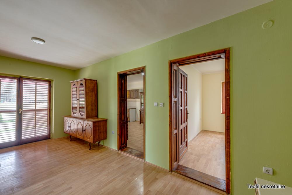 Slika 8 - U blizini Belegiš vile,  Kuća na prodaju, 147m2, 295.000€