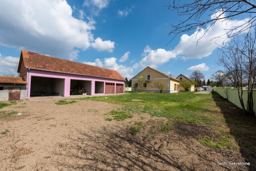 Slika 9 - U blizini Belegiš vile,  Kuća na prodaju, 147m2, 295.000€