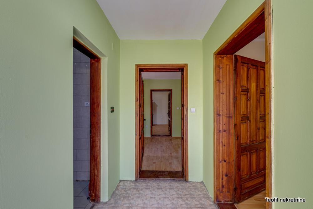 Slika 10 - U blizini Belegiš vile,  Kuća na prodaju, 147m2, 295.000€