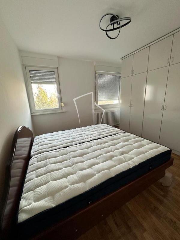 Slika 6 - Dr Agostina Neta, Trosoban stan za izdavanje, 65m2, 800€