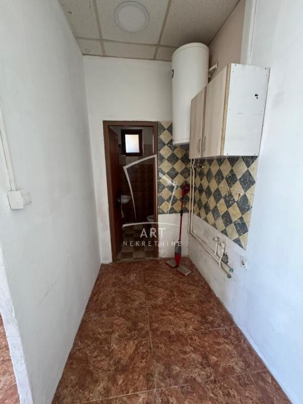 Slika 10 - Mačvanska,  Kuća na prodaju, 182m2, 270.000€