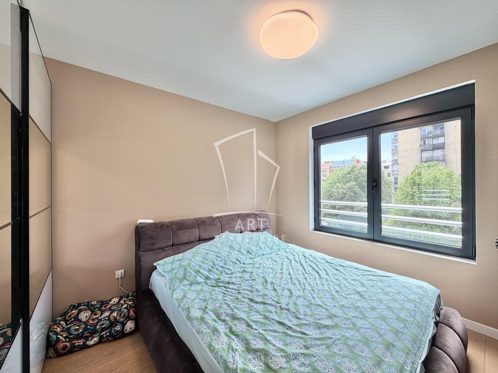 Slika 4 - Južni Bulevar, Trosoban stan na prodaju, 325000m2, 325.000€