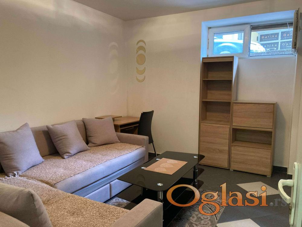 Slika 1 - Svetogorska, Jednoiposoban stan za izdavanje, 50m2, 400€