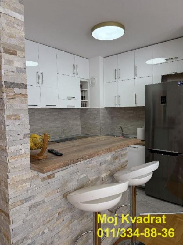 Slika 4 - Trosoban stan za izdavanje, 83m2, 850€